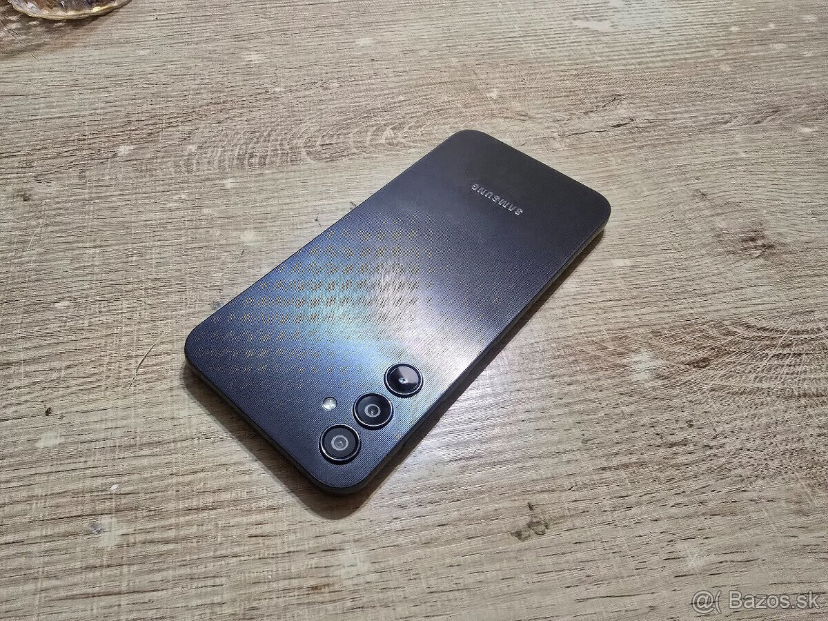 Samsung A14 Cierny v Top Stave - 3
