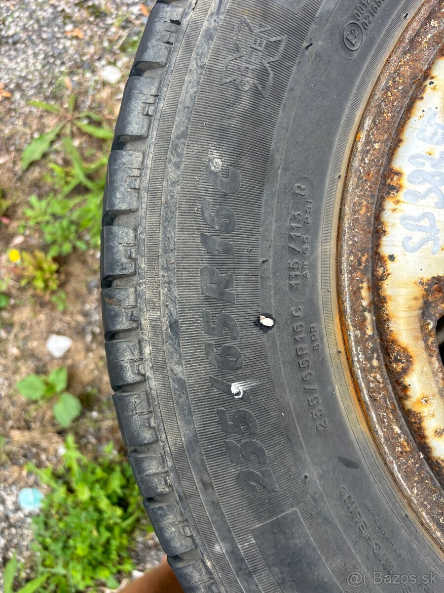 Letne pneumatiky 235/65r16c - 3