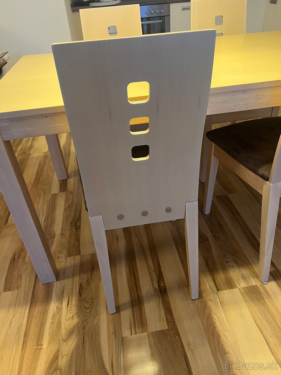 Predám stôl a 4 stoličky - 3