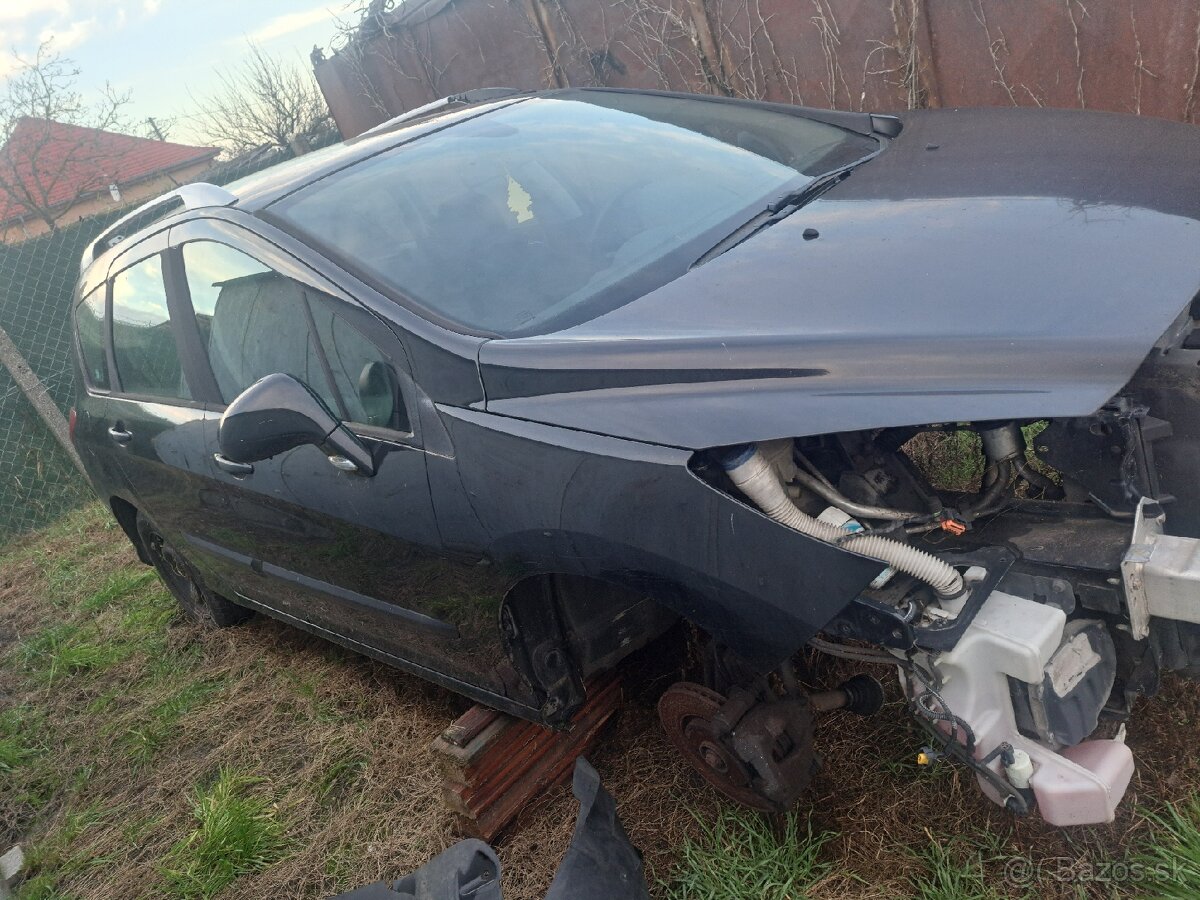 Rozpredam na nd peugeot 308 - 3