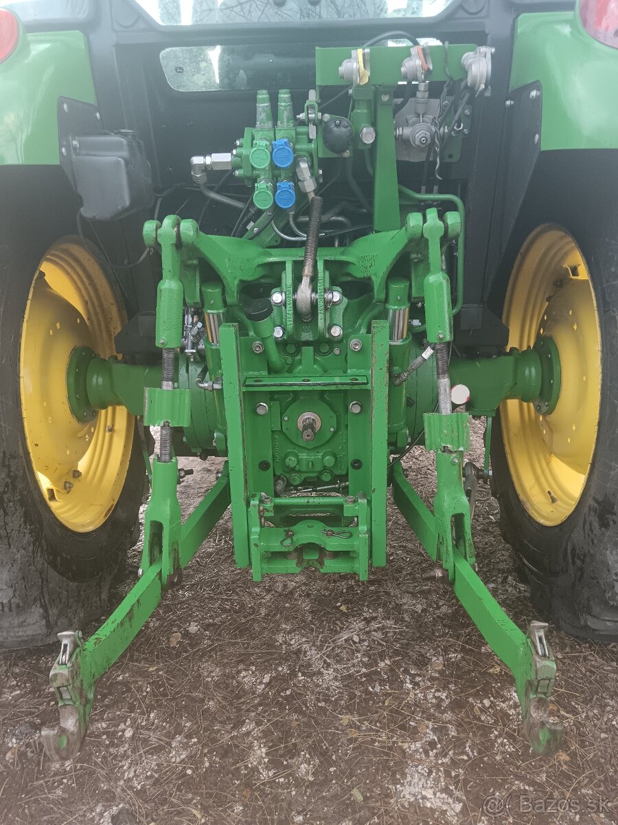 John Deere 5100M - 3