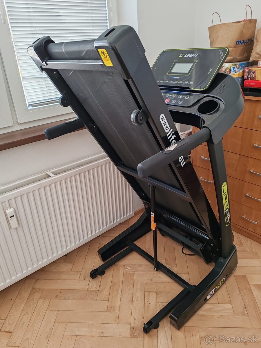Bežecký pás LIFEFIT TM5250 - 3