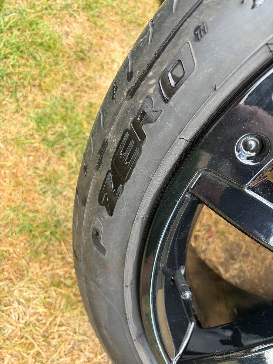 Letné pneumatiky Pirelli P-Zero 255/40 r20 - 3