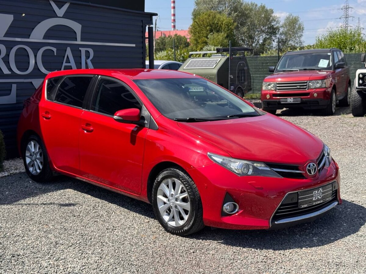 Toyota Auris 2.0 l D-4D DPF Style - 3