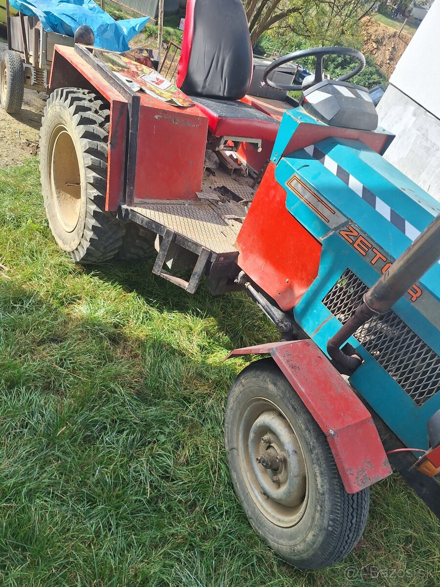 Malo traktor - 3