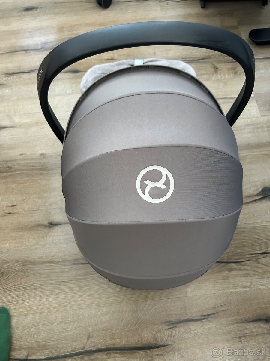 Predám CYBEX Cloud Z i-Size 2022 + Base Z + doplnky - 3