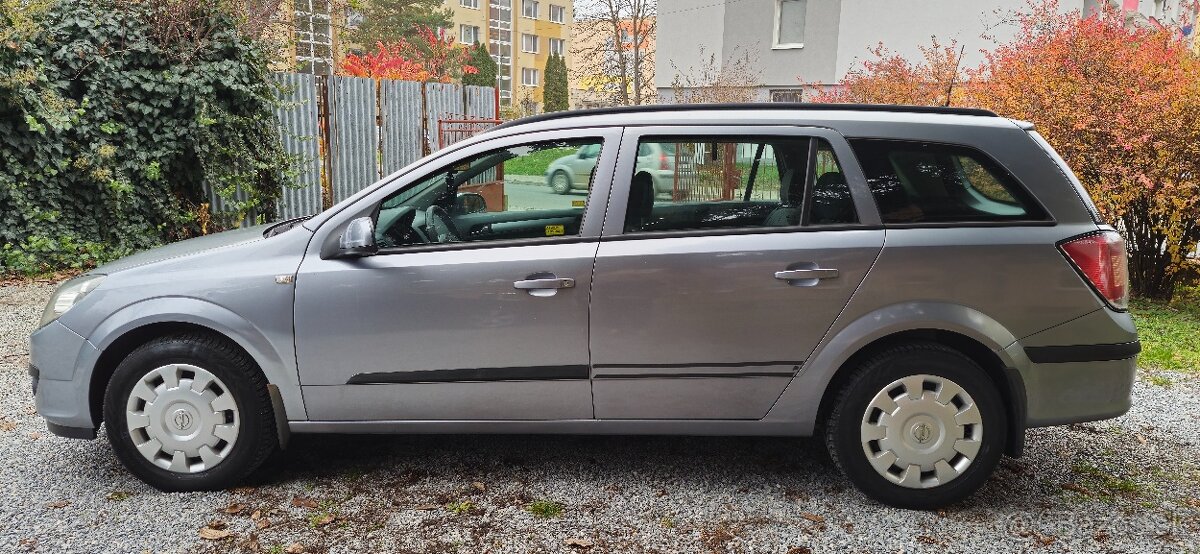 Opel Astra H Station Wagon, 1.6 77 Kw - 3