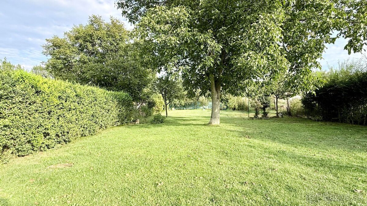 MAĎARSKO - TORNYOSNÉMETI STAVEBNÝ POZEMOK 600 M2 VŠETKY IS V - 3