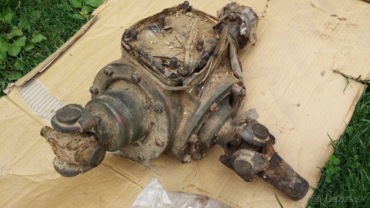 OT 64 OT-64 SKOT Rozvodovka lodných šróbov lodních šroubů - 3