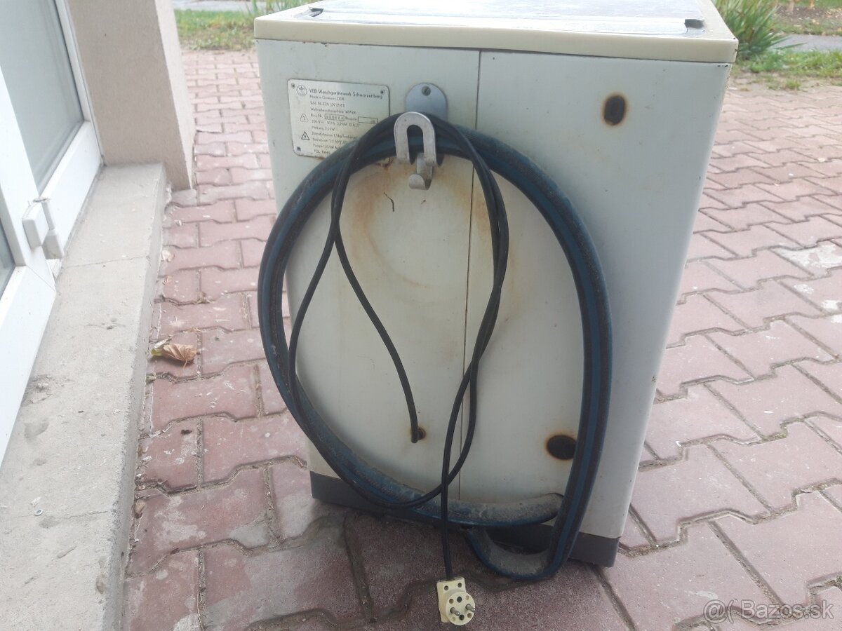 Poloautomaticka pračka - 3