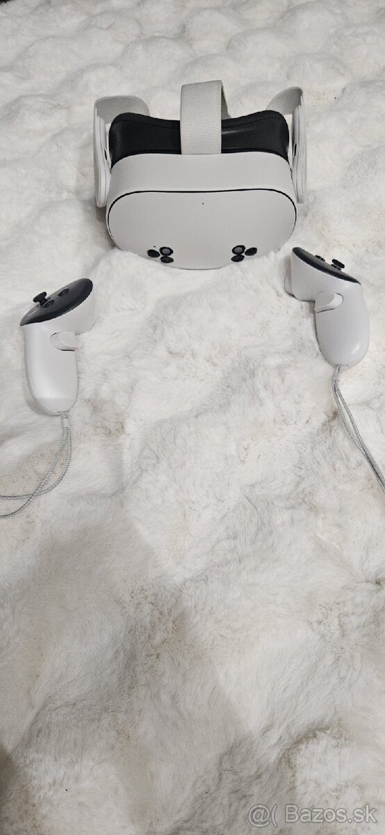 Predám virtuálnu realitu Meta Quest 3S 128gb - 3