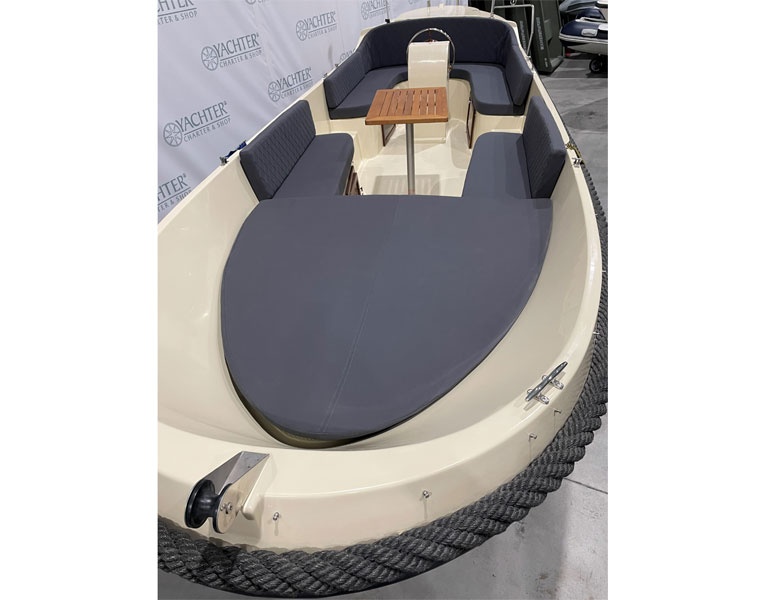 Motorový čln RioMar 615 - 3