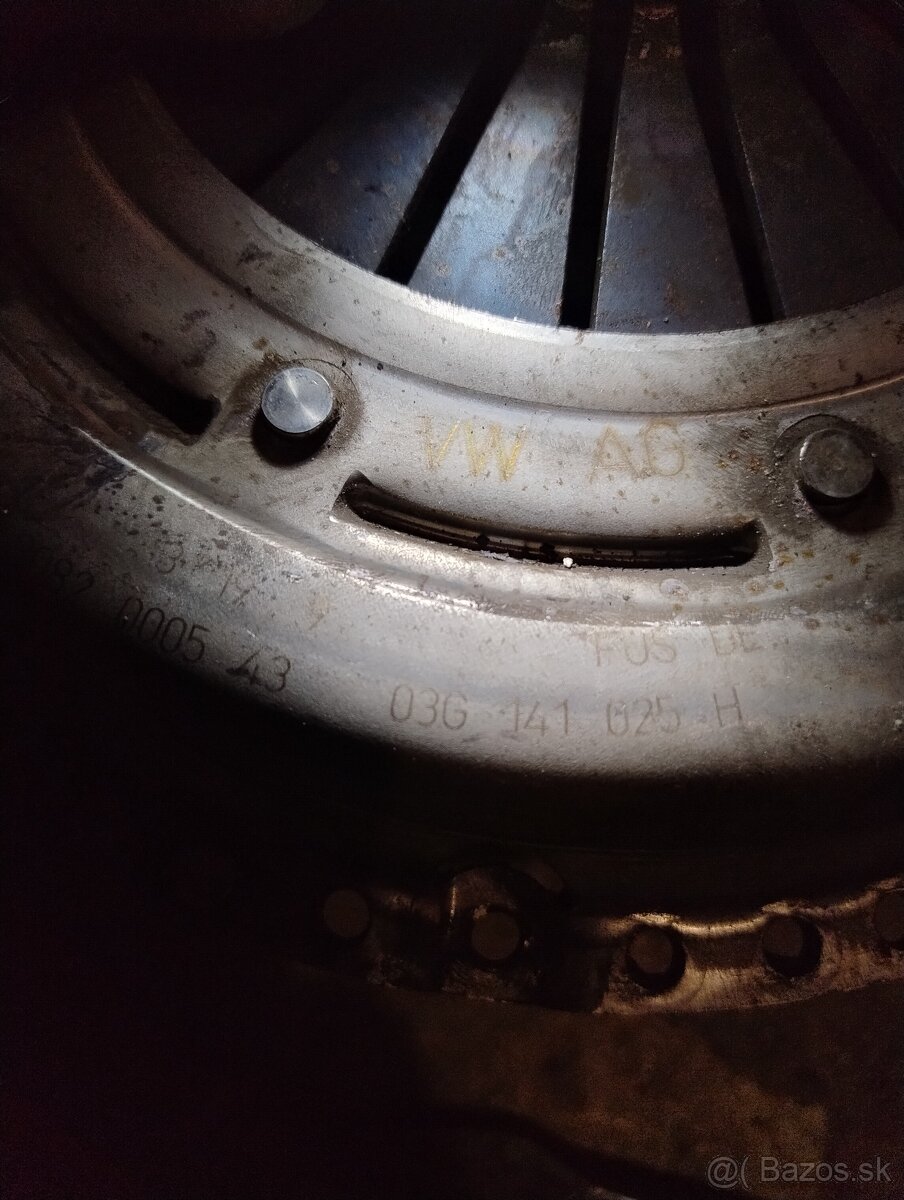 Predám spojku na Octavia 2 Passat,Superb 2,03G141025H - 3