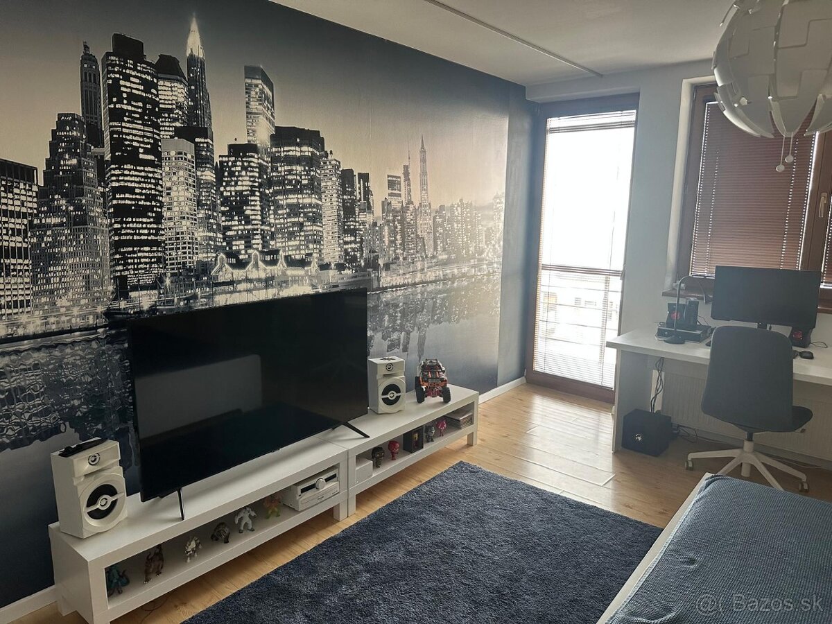 Na prenájom 4 izb. byt v centre - 3