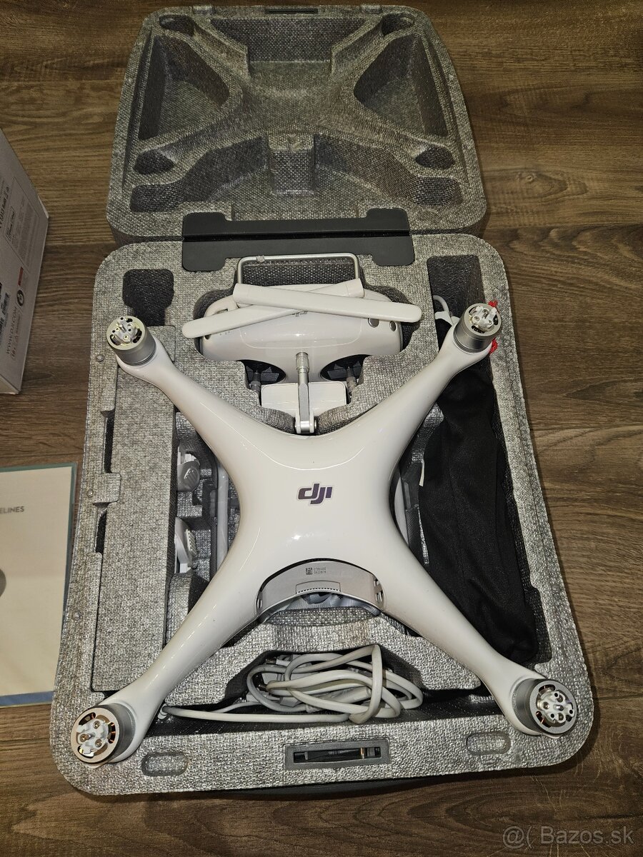 DJI PHANTOM 4 - 3