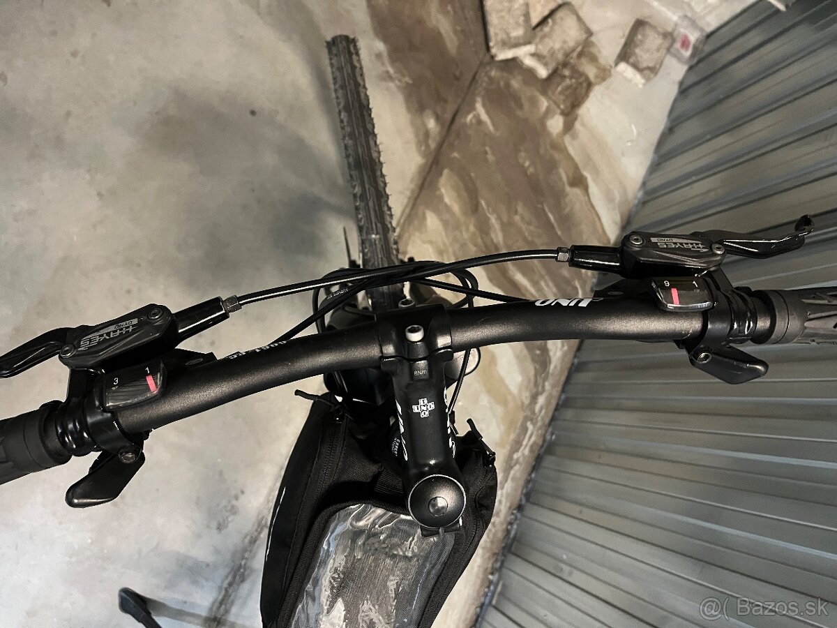 Kellys crossovy bicykel - 3