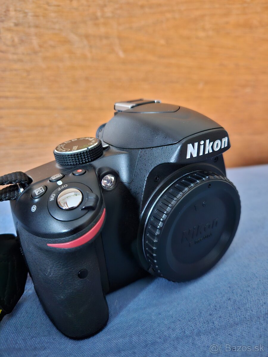 Nikon D3200 - 3