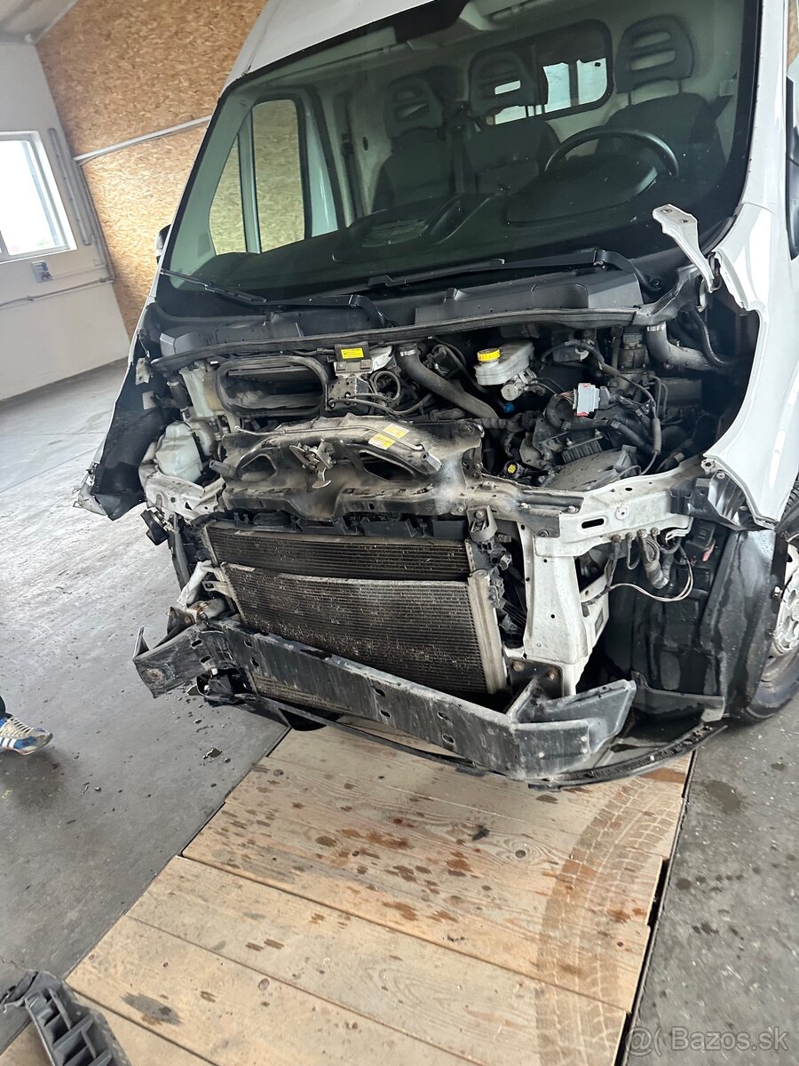 AutoKlampiarske prace, autoservis, pneuservis, geometria - 3