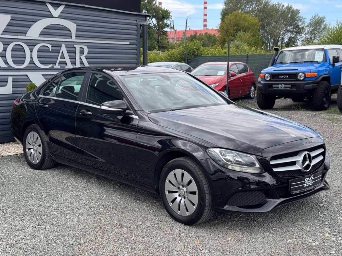 Mercedes-Benz C 200 Classic - 3
