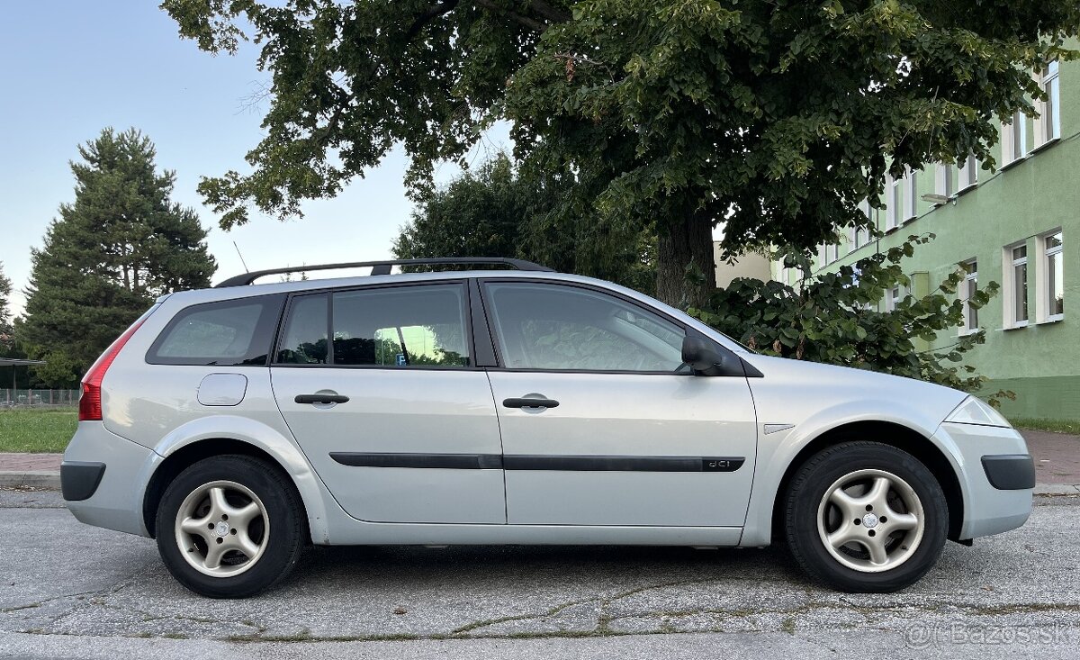 Predám Renault Megane Grandtour - 3