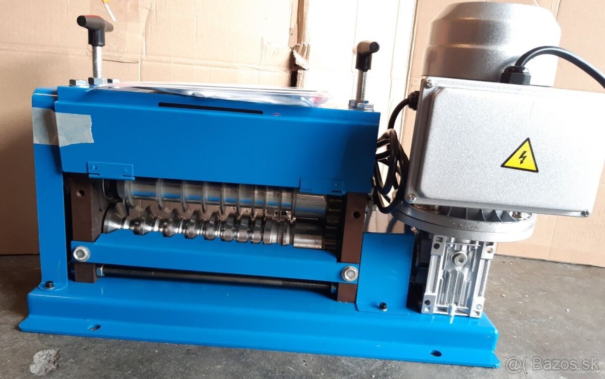 Lupačka páračka kablovej izolace 370W - 750W / 230V 38mm - 3