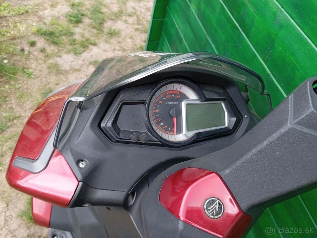 Motocykel KEEWAY Cityblade - 3