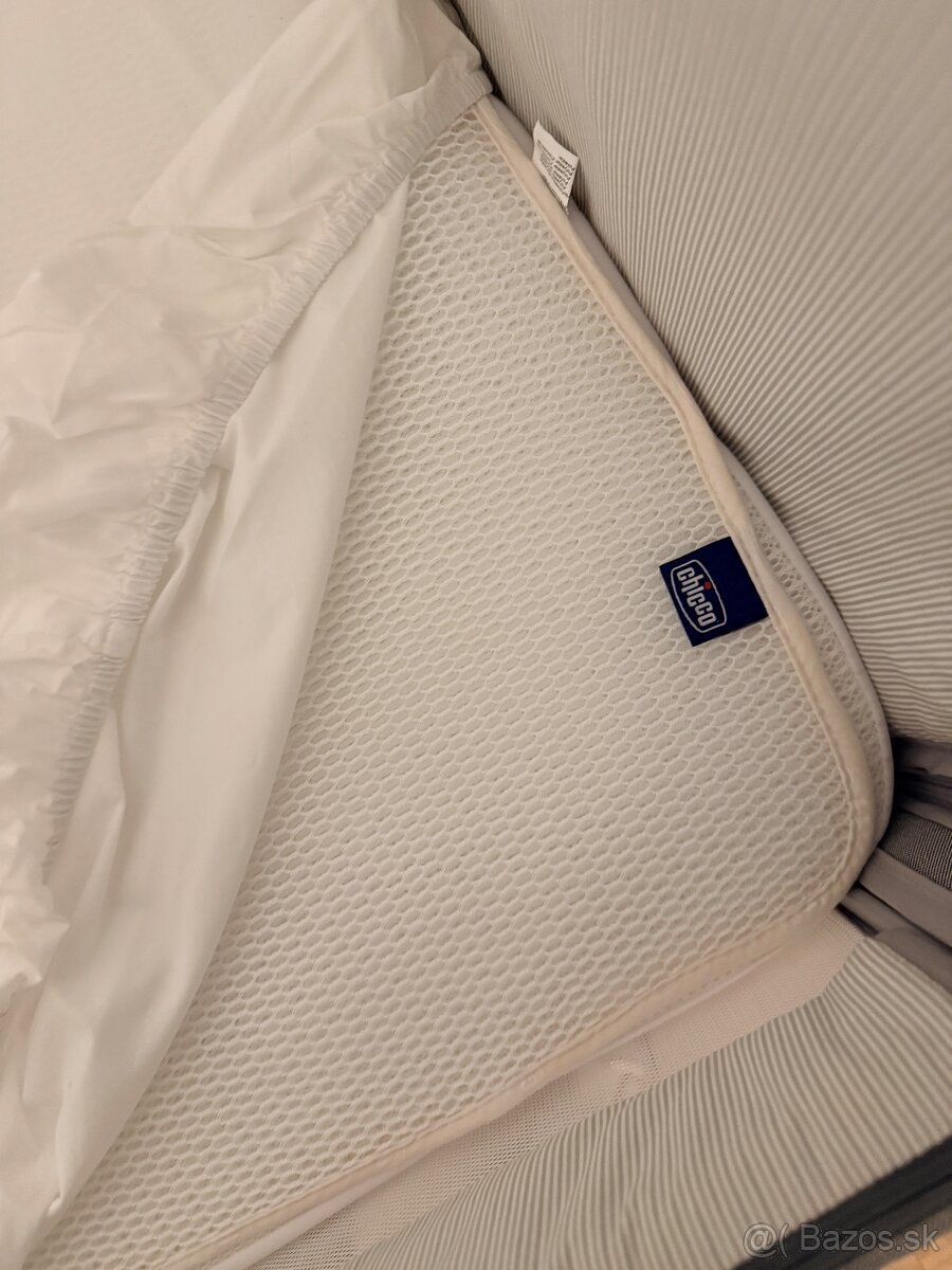 Predám postieľku Chicco Next 2 Me Magic - 3