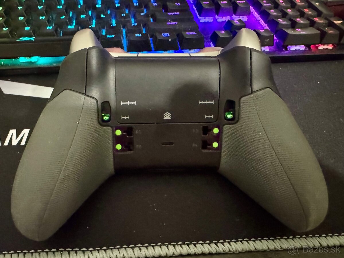 Predám Xbox One Ellite Gamepad - 3