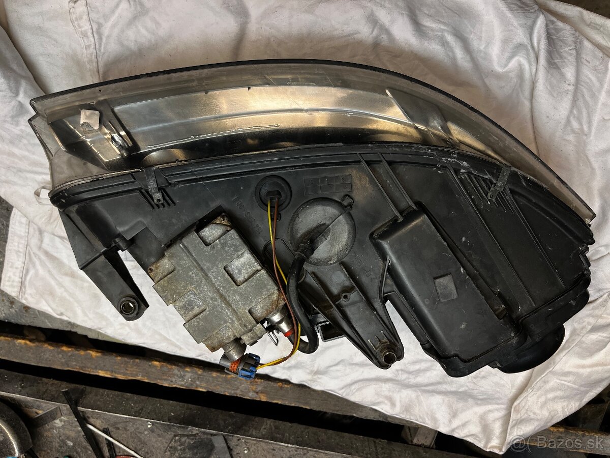 Svetlo vw passat - 3