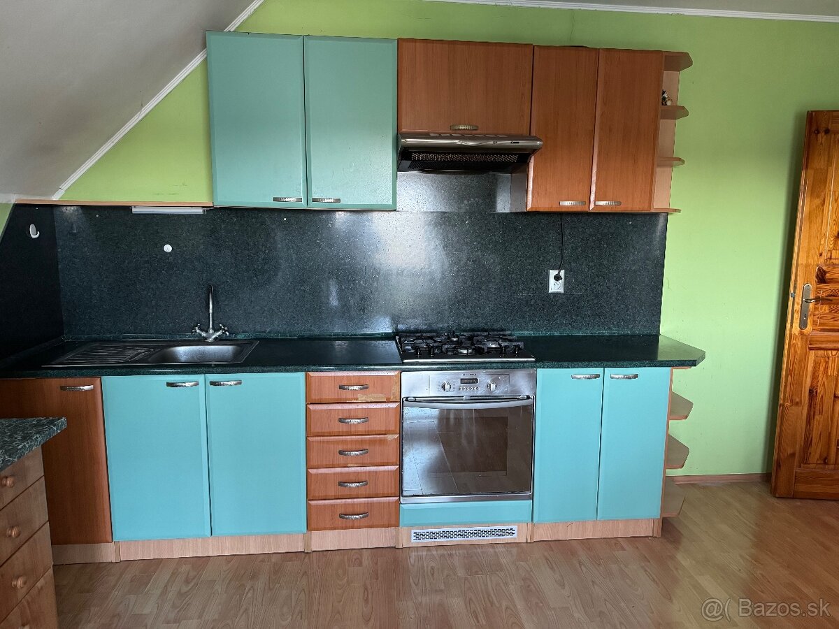 Kuchynská linka - 3