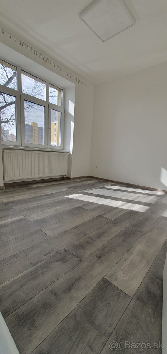 Prenájom 2-izbový byt v centre Lučenca - 3