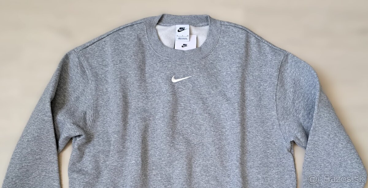 Mikina zn. Nike, veľ. M/L - 3