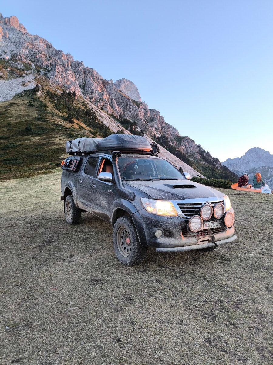 Toyota Hilux 3,0 D4D AT Double Cab - 3