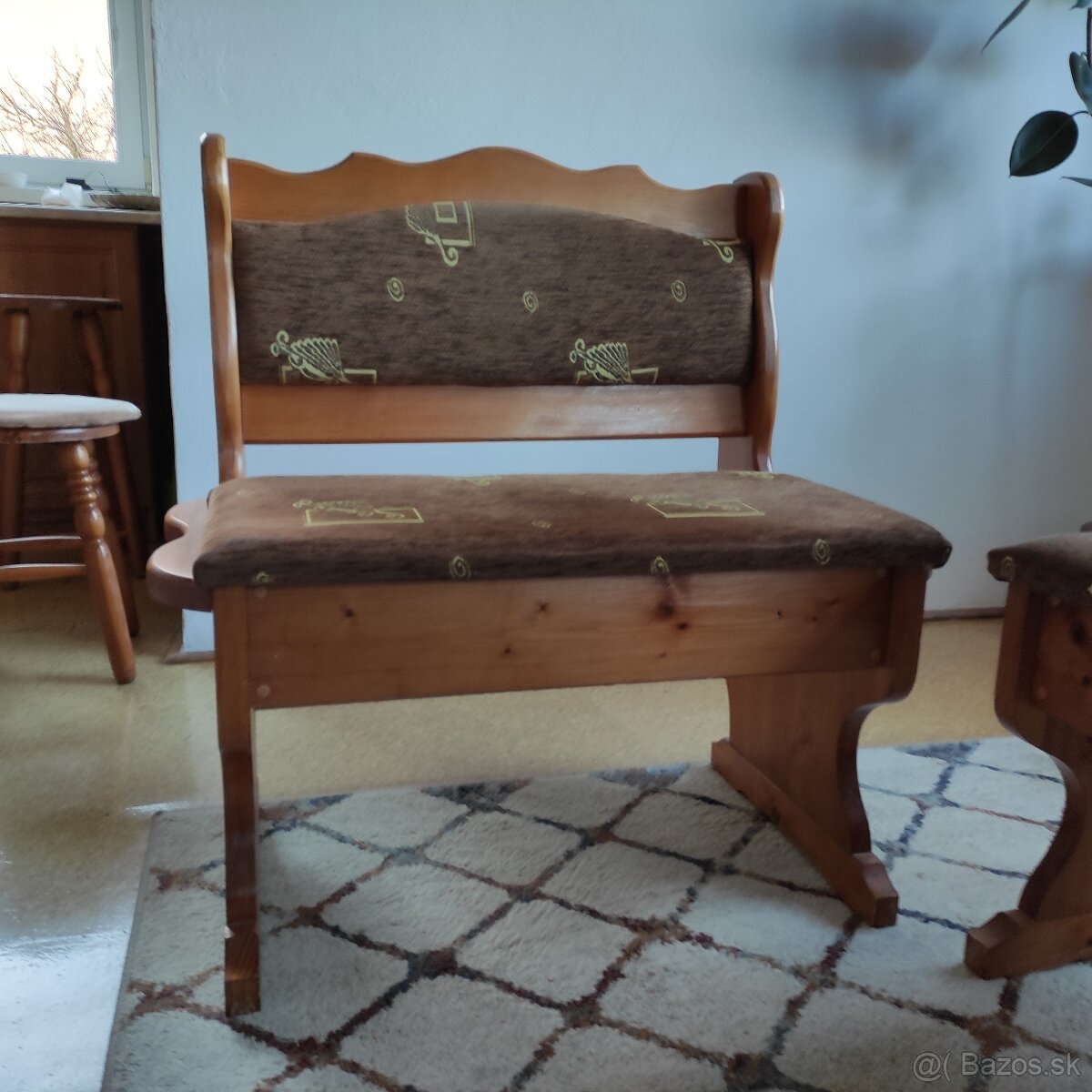 stoličky a lavice - 3