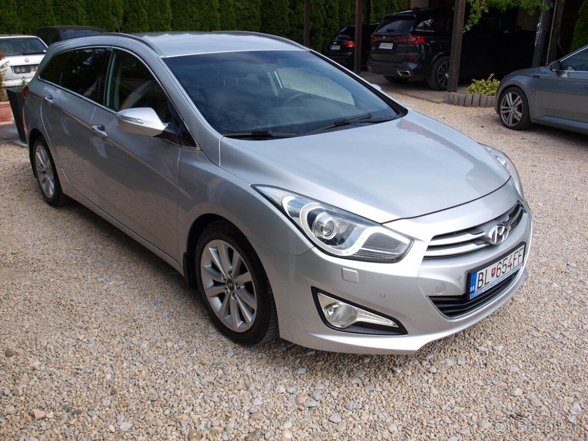 Hyundai i40 CW 1.7 CRDi 136k Premium Automat - 3