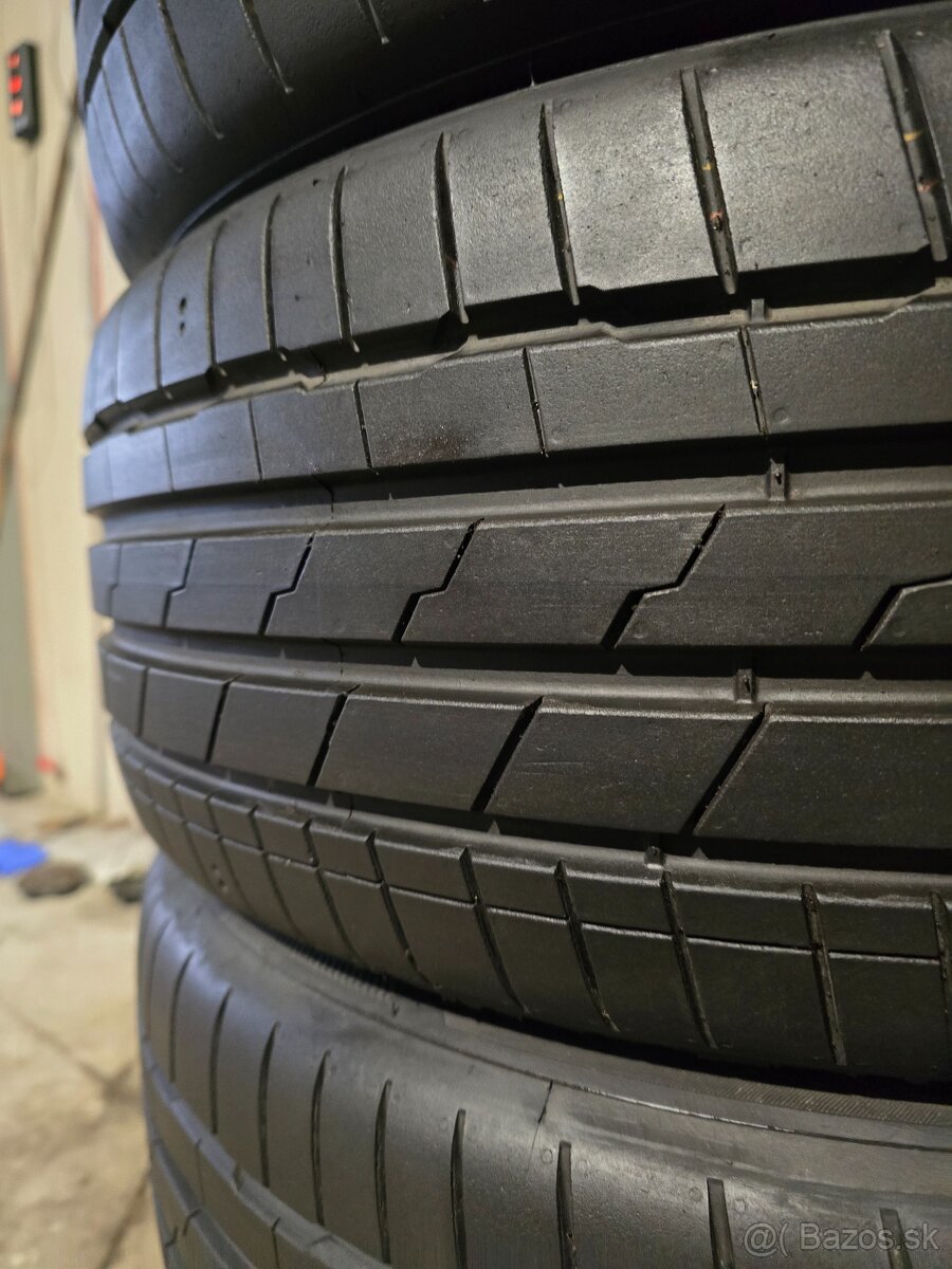 Zánovné Letné Pneu Hankook S1 EVO3 225/45 R19 2024 - 3