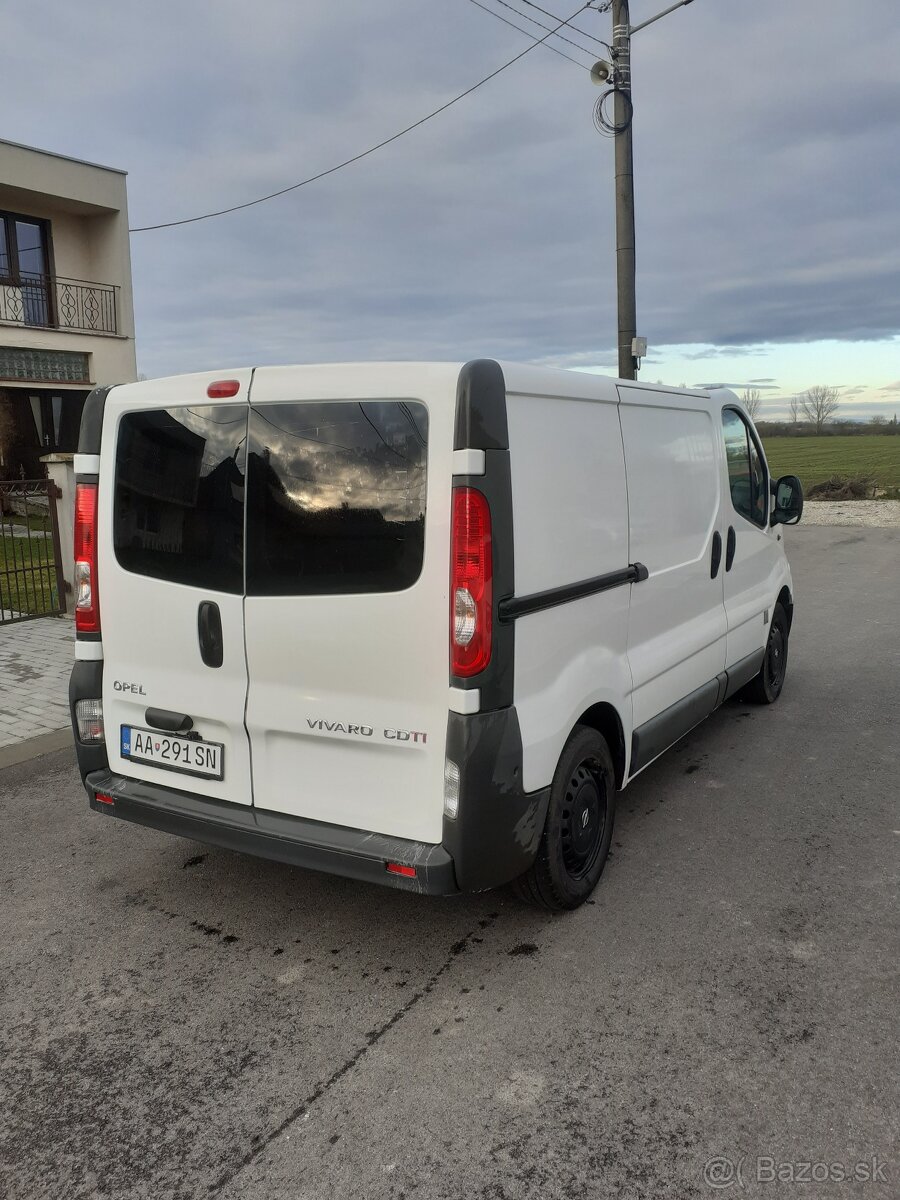Predám Opel VIVARO - 3