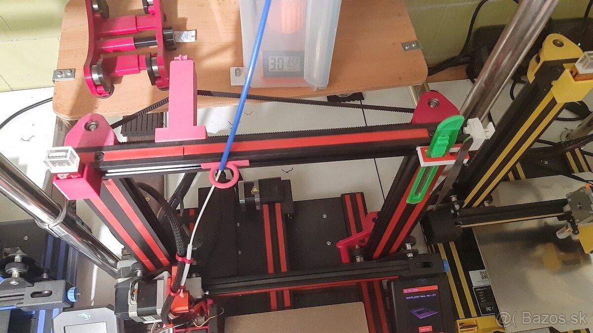 Predám 3D tlačiareň Ender 3V2 - 3