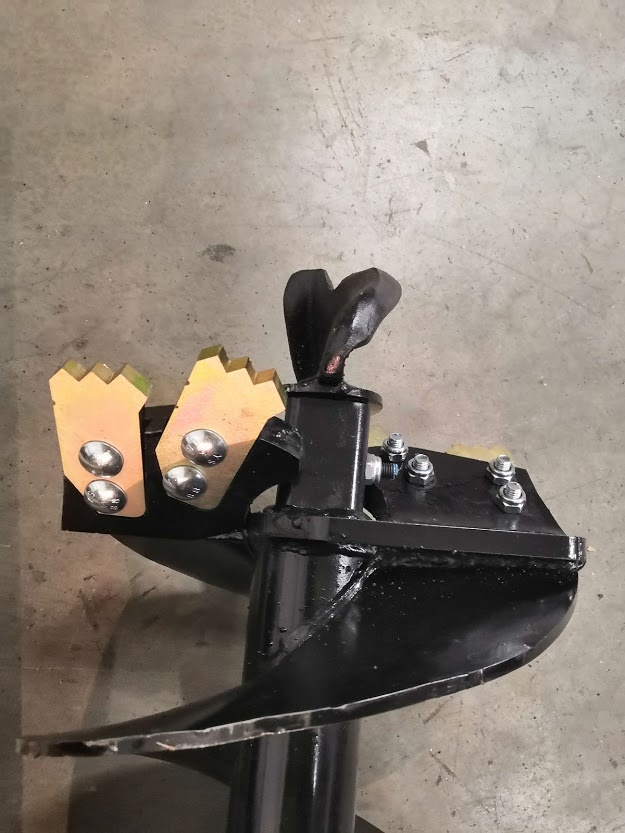 Zemný vrták na minibager - 3