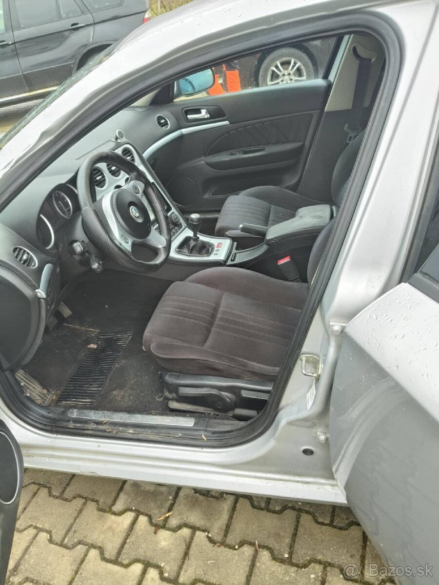 Alfa Romeo 159 1.9jts - 3