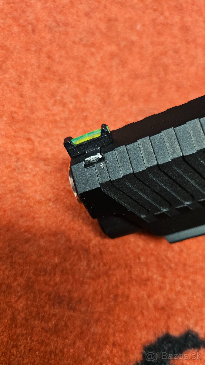 Predám Airsoft pištoľ Combat Master - 3