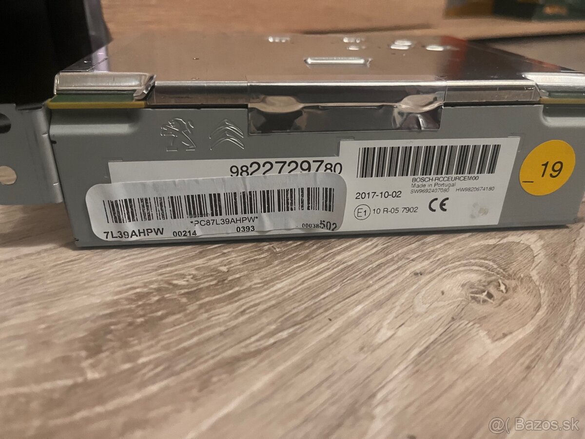 Originálne autorádio Peugeot 2008 - 3