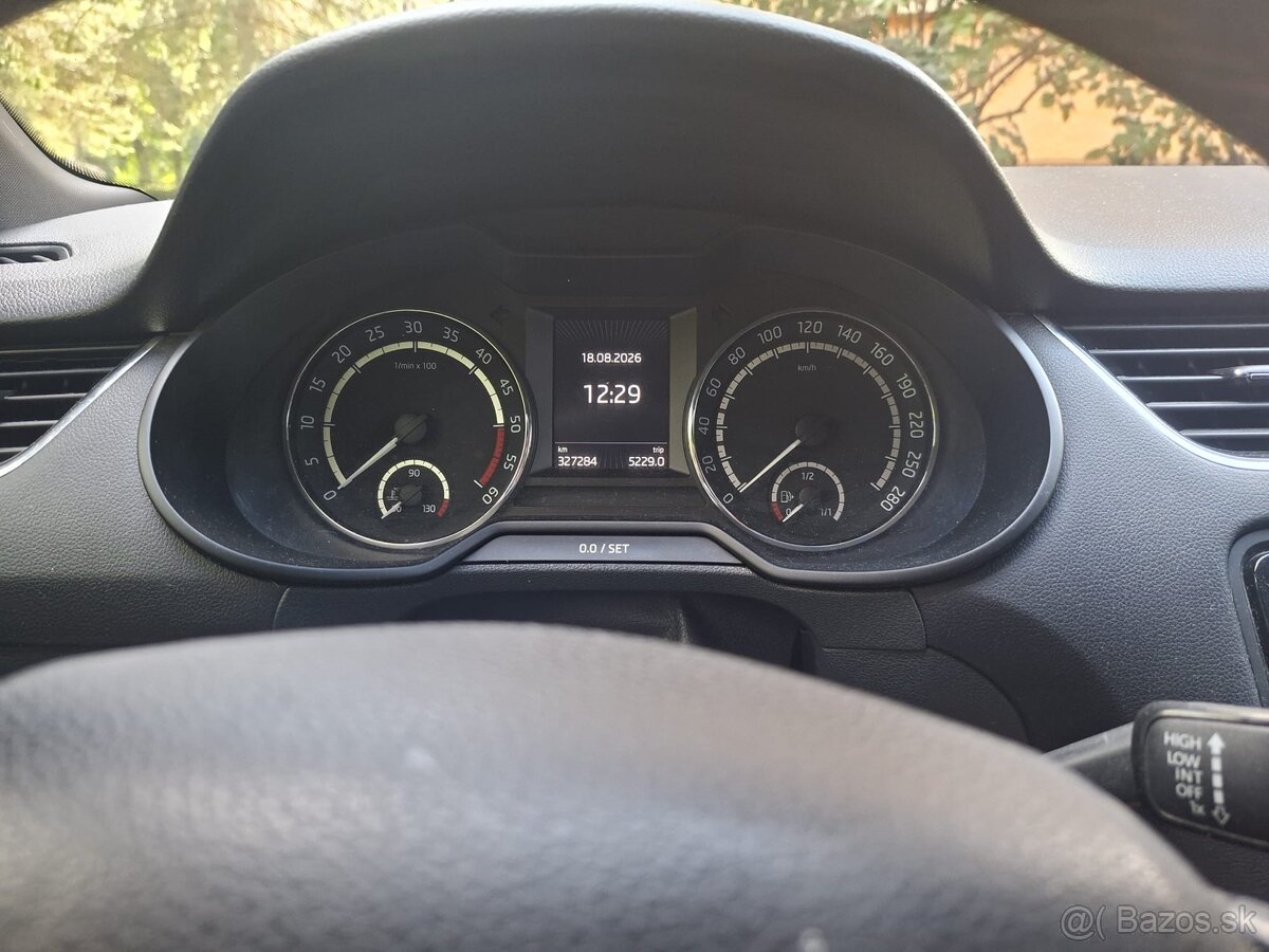 Škoda octavia Rs 135kw - 3