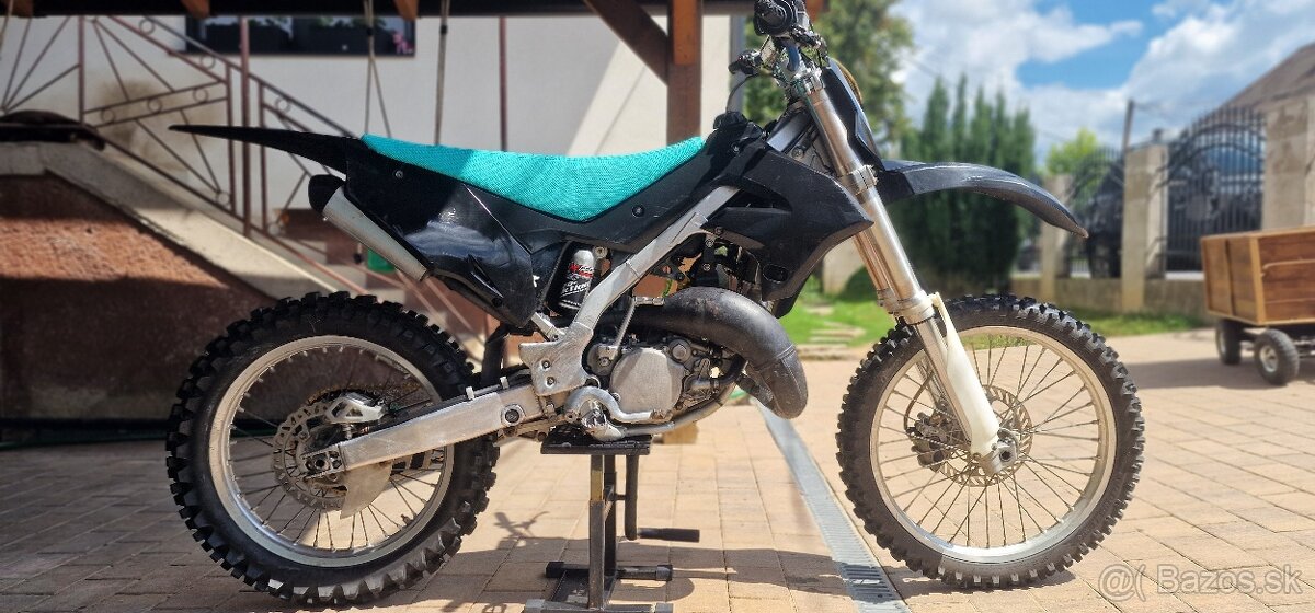 KX 125