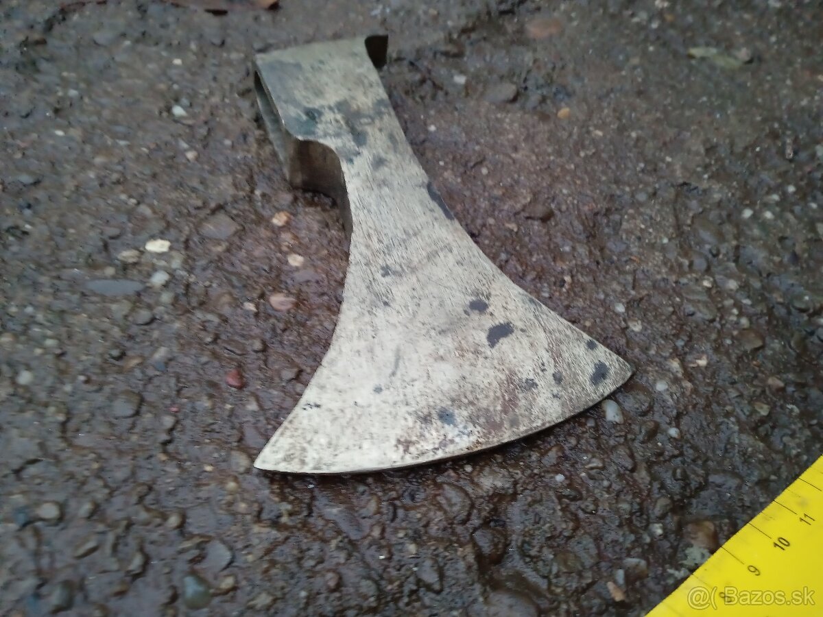 Mosadzná valaška sekerka - 3