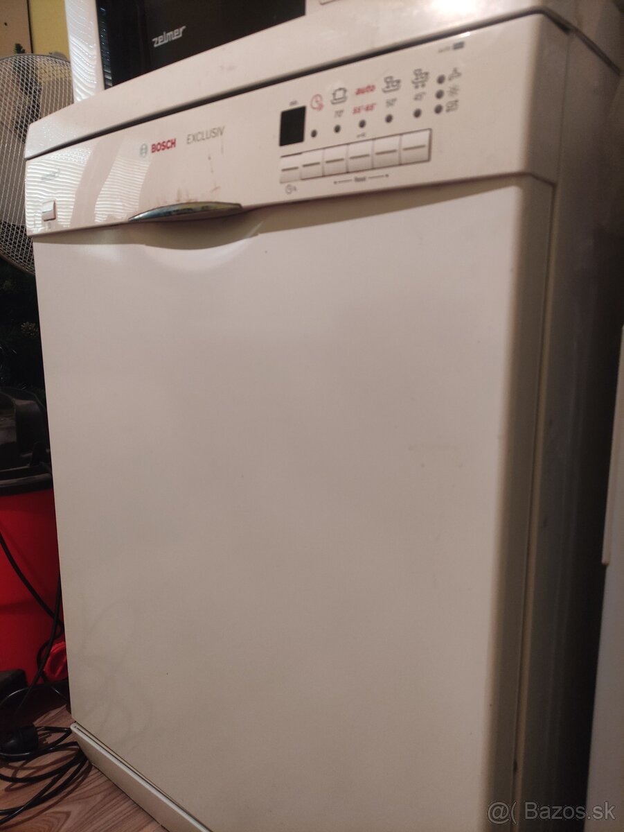 Predám umývačku riadu Zn. Bosch - 3
