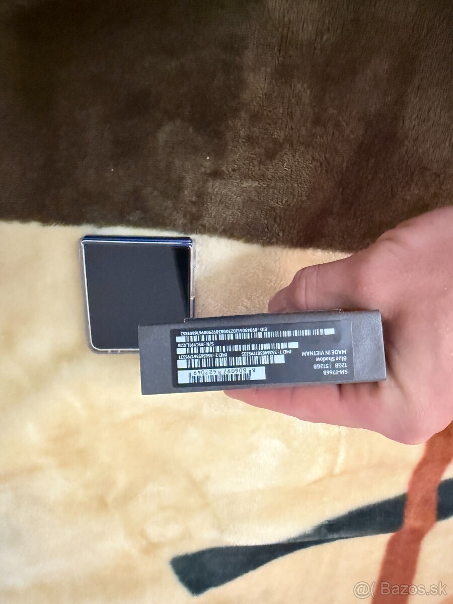 Predam Samsung Z Flip7 12GB/512GB - 3