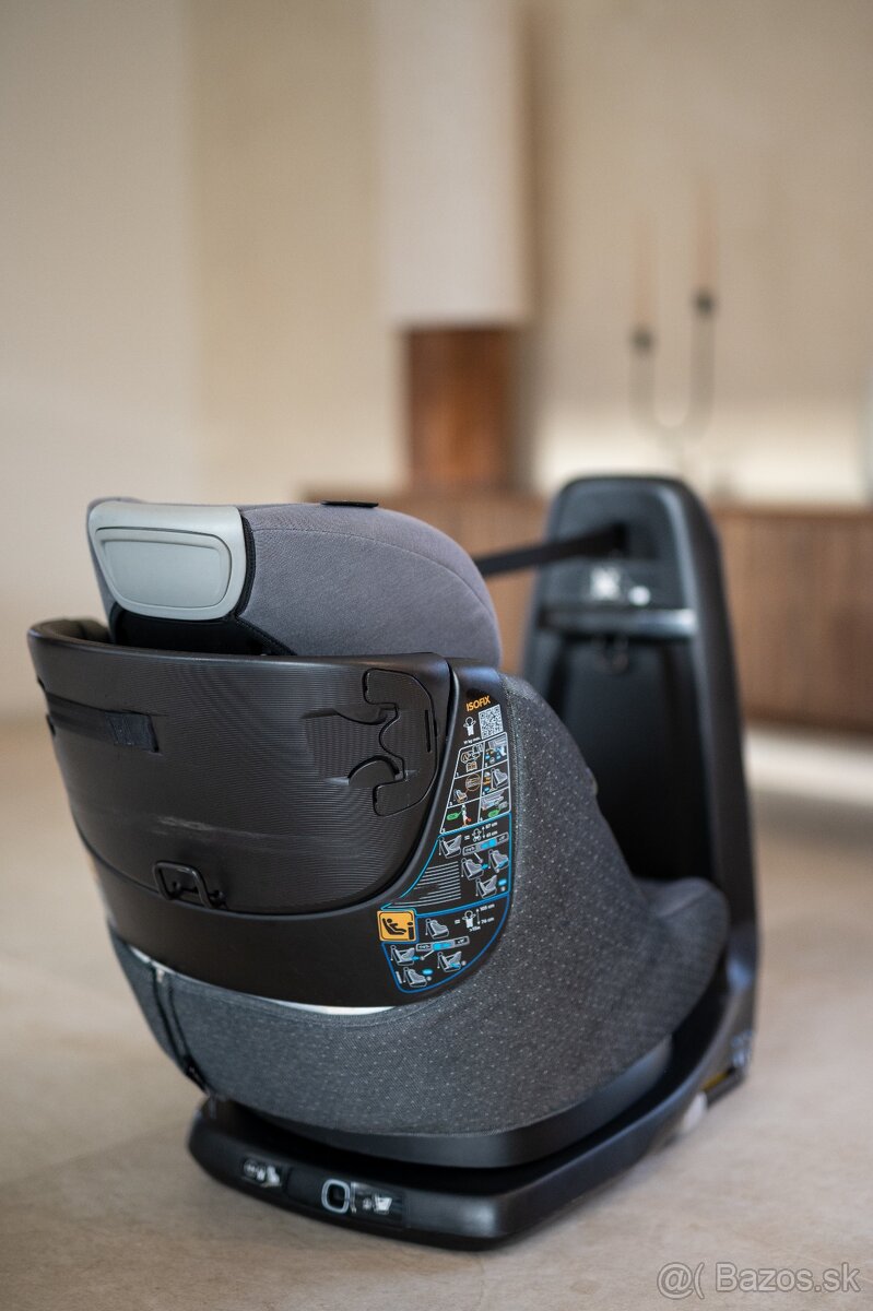 Predám autosedačku Maxi-Cosi AxissFix (ISOFIX, otočná 360°) - 3