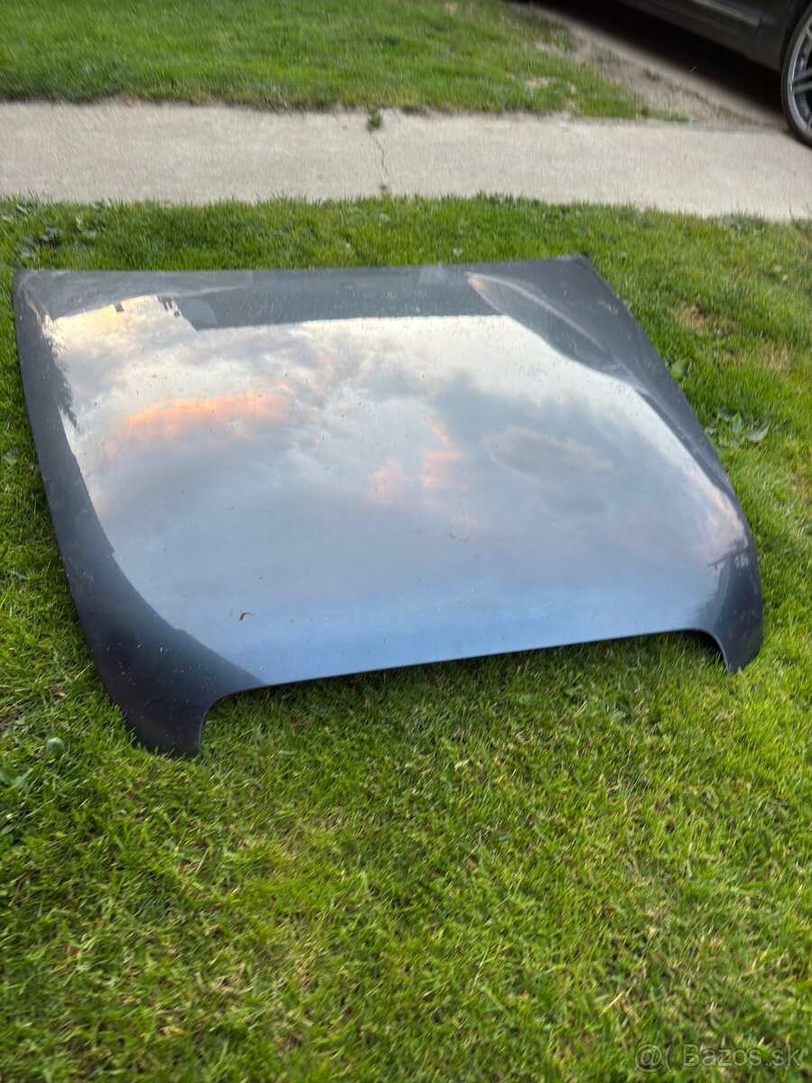 Predna kapota Audi a6 c6 - 3