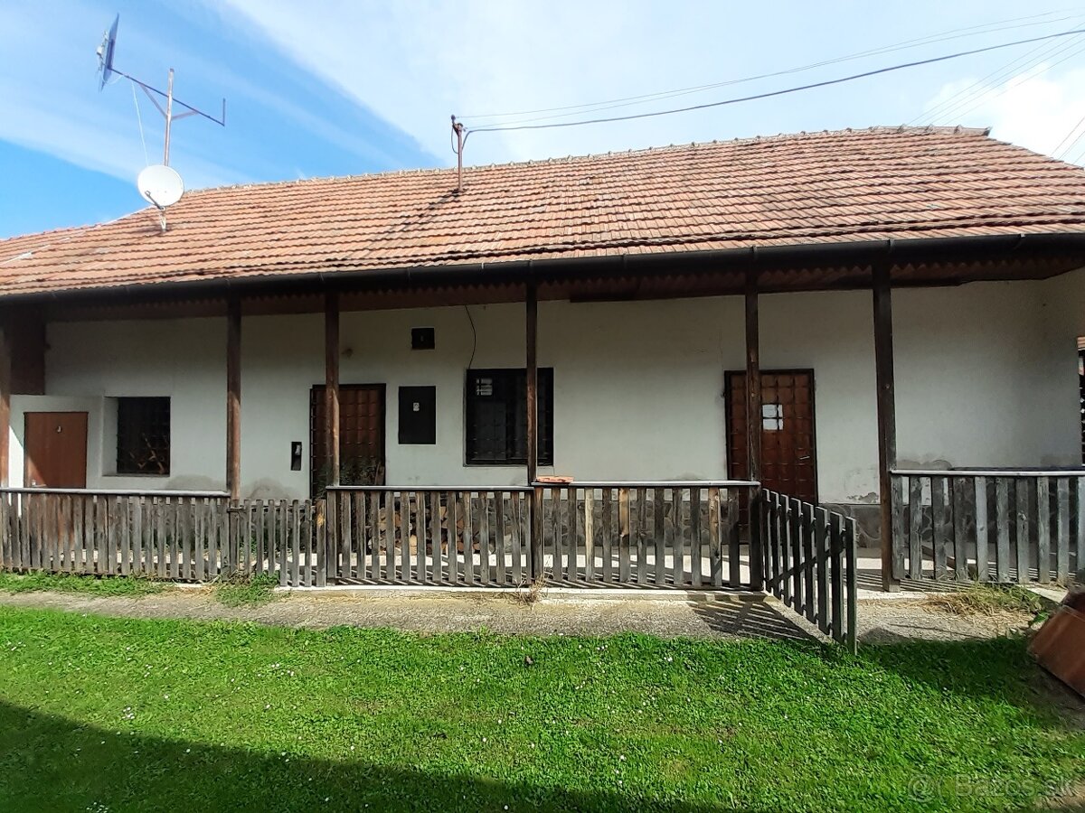 Chalupa v obci Kolačno - 3